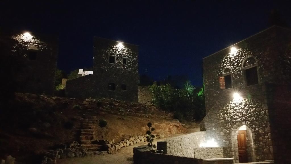 Seasons Aparthotel Avgonima